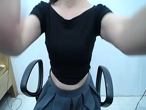  Lady- online show from May 15, 2026, 8:18 pm