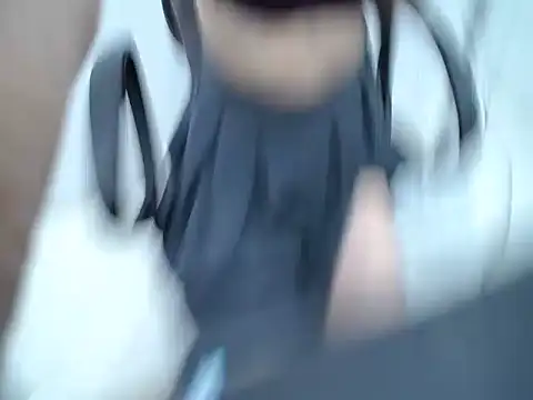 Snapshot of _Lady- chatting on April 3, 2026, 9:32 pm Lady- online show from April 3, 2026, 9:32 pm