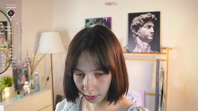 Snapshot of SuzanneHowse chatting on September 9, 2025, 7:18 am SuzanneHowse online show from September 9, 2025, 7:18 am