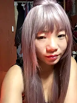 AAANINE22 online show from September 9, 2025, 3:21 pm