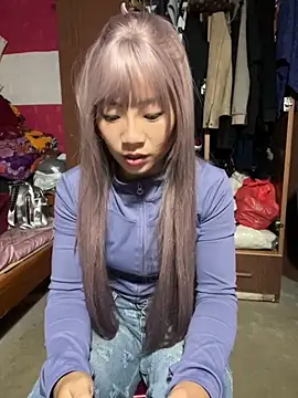 AAANINE22 online show from September 16, 2025, 2:29 pm