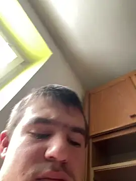 pussyhunter323557 online show from February 15, 2026, 12:15 pm