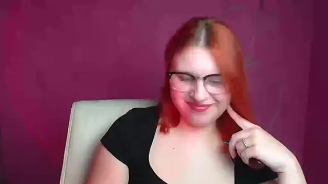Snapshot of ScarletVixen_ chatting on September 18, 2025, 11:41 pm ScarletVixen online show from September 18, 2025, 11:41 pm