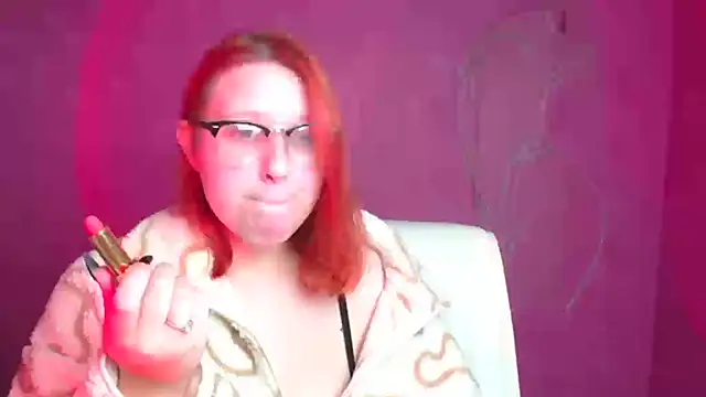 Snapshot of ScarletVixen_ chatting on September 18, 2025, 11:35 am ScarletVixen online show from September 18, 2025, 11:35 am