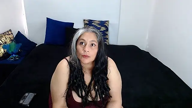 sheila reeves2772 online show from January 13, 2026, 7:51 pm