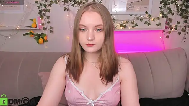 Snapshot of Solefreee chatting on September 20, 2025, 10:09 am Solefreee online show from September 20, 2025, 10:09 am
