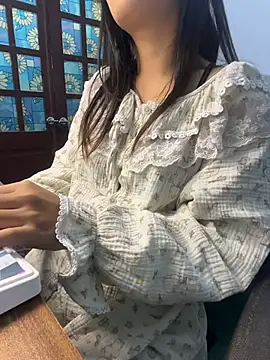 Snapshot of bunny_b4nny chatting on November 25, 2025, 9:20 am bunny b4nny online show from November 25, 2025, 9:20 am