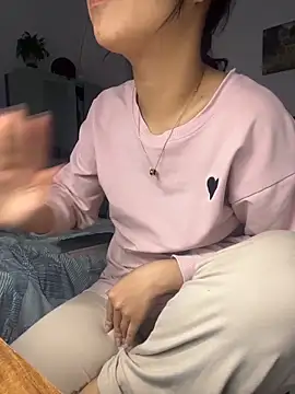 bunny b4nny online show from January 6, 2026, 9:02 am