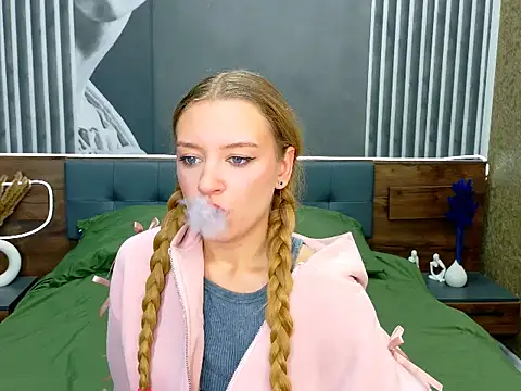 DarcyWilsy online show from November 6, 2025, 5:17 pm