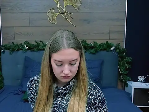 DarcyWilsy online show from January 14, 2026, 12:53 pm