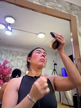 TessaCooper1 online show from June 9, 2026, 8:32 pm