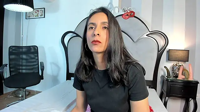 Snapshot of MiaAmore_ chatting on July 4, 2026, 7:07 pm MiaAmore online show from July 4, 2026, 7:07 pm