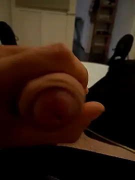 Snapshot of Kinshasa95 chatting on December 19, 2025, 6:49 am Kinshasa95 online show from December 19, 2025, 6:49 am