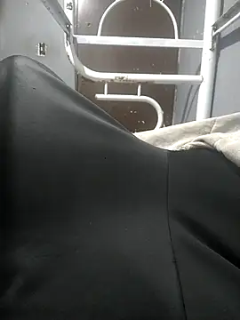 Hrickew online show from September 15, 2025, 1:17 am