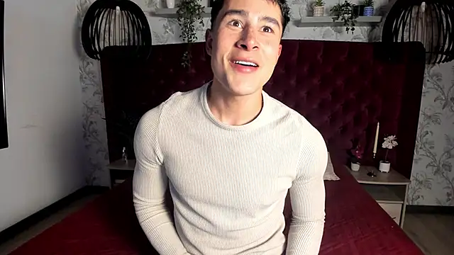 Snapshot of AustinJones_ chatting on April 9, 2026, 7:53 pm AustinJones online show from April 9, 2026, 7:53 pm