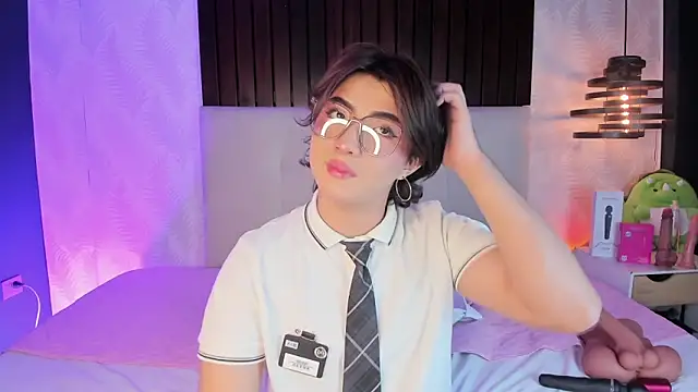 Creamy Angelo online show from February 13, 2026, 12:38 pm