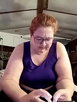 Snapshot of XEmoxkittyx chatting on February 19, 2026, 6:27 pm XEmoxkittyx online show from February 19, 2026, 6:27 pm