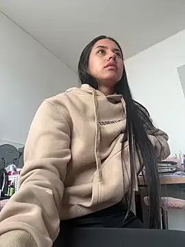 Victoria alson online show from April 12, 2026, 5:38 pm