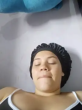 SirenRouge 69 online show from April 8, 2026, 8:21 pm