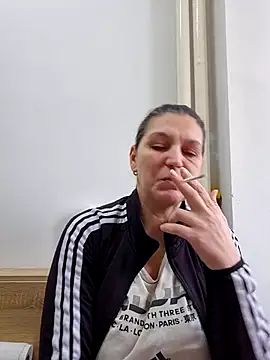 KamillaSpencer online show from February 2, 2026, 12:15 pm