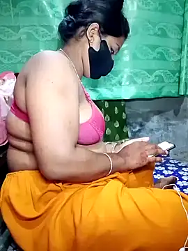 Snapshot of Mistompa24 chatting on May 31, 2026, 6:20 pm Mistompa24 online show from May 31, 2026, 6:20 pm