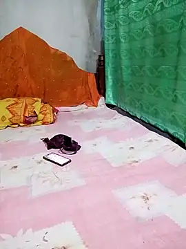 Mistompa24 online show from October 25, 2025, 4:29 pm