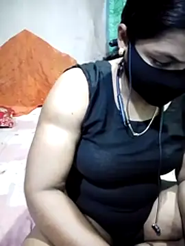 Mistompa24 online show from October 29, 2025, 3:33 pm