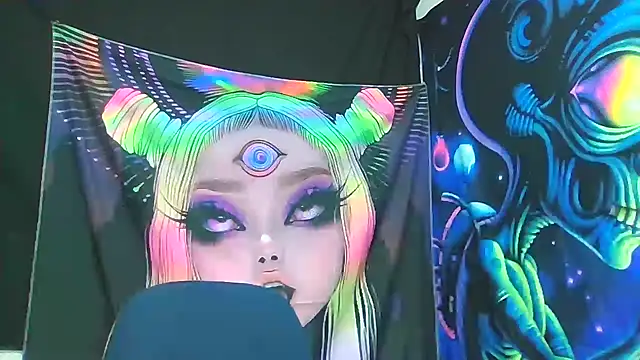 Hailey Curvy online show from December 18, 2025, 11:14 am