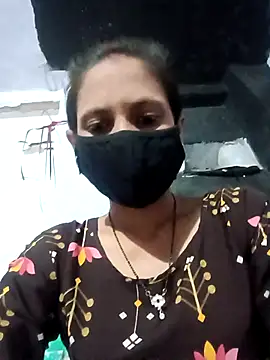 Snapshot of Anchalcut chatting on October 25, 2025, 4:07 pm Anchalcut online show from October 25, 2025, 4:07 pm