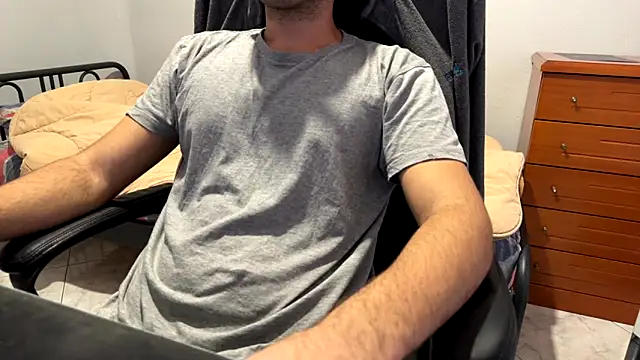 Snapshot of Uncutboy24 chatting on November 1, 2025, 12:10 pm Uncutboy24 online show from November 1, 2025, 12:10 pm