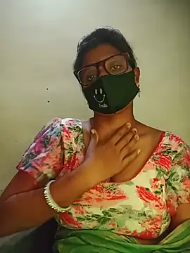 Snapshot of Mohini_Josh069 chatting on July 7, 2026, 7:34 am Mohini Josh069 online show from July 7, 2026, 7:34 am