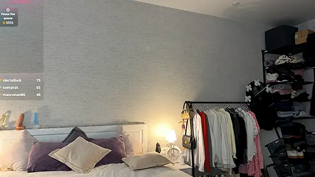 BrightAnnie online show from March 21, 2026, 1:37 pm