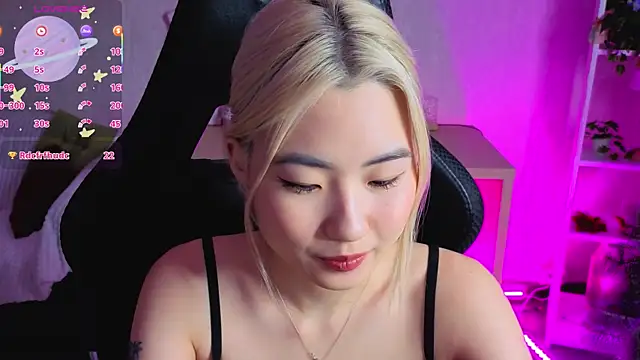 Aisi 18 online show from January 9, 2026, 12:06 am