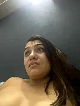 Snapshot of Madyson94 chatting on November 25, 2025, 11:21 am Madyson94 online show from November 25, 2025, 11:21 am