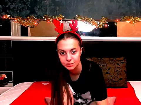 MillieTinny online show from December 22, 2025, 7:58 pm