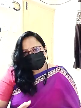 Snapshot of Ananya_flower chatting on October 12, 2025, 4:41 pm Ananya flower online show from October 12, 2025, 4:41 pm