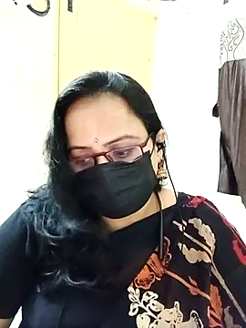 Snapshot of Ananya_flower chatting on October 28, 2025, 1:43 pm Ananya flower online show from October 28, 2025, 1:43 pm