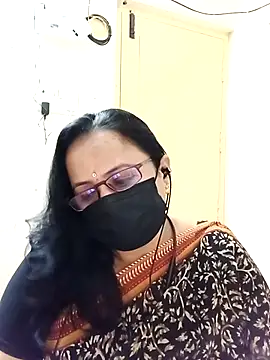 Snapshot of Ananya_flower chatting on October 10, 2025, 3:46 pm Ananya flower online show from October 10, 2025, 3:46 pm