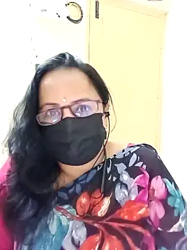 Snapshot of Ananya_flower chatting on October 8, 2025, 4:40 pm Ananya flower online show from October 8, 2025, 4:40 pm