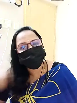 Snapshot of Ananya_flower chatting on October 17, 2025, 4:31 pm Ananya flower online show from October 17, 2025, 4:31 pm