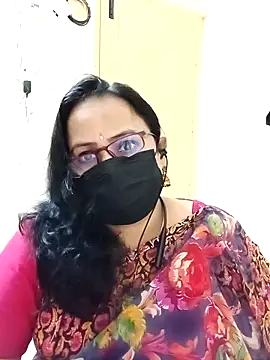 Snapshot of Ananya_flower chatting on November 1, 2025, 3:39 pm Ananya flower online show from November 1, 2025, 3:39 pm