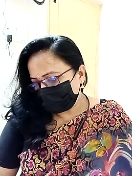 Snapshot of Ananya_flower chatting on September 20, 2025, 5:29 pm Ananya flower online show from September 20, 2025, 5:29 pm