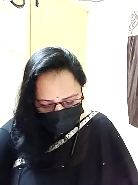 Snapshot of Ananya_flower chatting on October 14, 2025, 3:23 pm Ananya flower online show from October 14, 2025, 3:23 pm