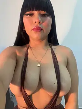 BrendaCrean online show from October 28, 2025, 12:04 pm