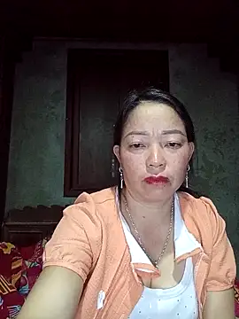 Snapshot of _Helala_ chatting on September 8, 2025, 4:17 pm Helala online show from September 8, 2025, 4:17 pm