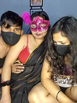 Hot modal online show from February 6, 2026, 6:48 pm