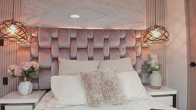 DulceEstrella  online show from April 15, 2026, 12:53 pm