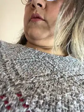 Snapshot of Lucy_Milf_474 chatting on April 1, 2026, 11:55 am Lucy Milf 474 online show from April 1, 2026, 11:55 am