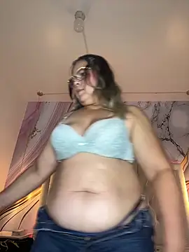 Snapshot of Lucy_Milf_474 chatting on March 23, 2026, 12:05 pm Lucy Milf 474 online show from March 23, 2026, 12:05 pm