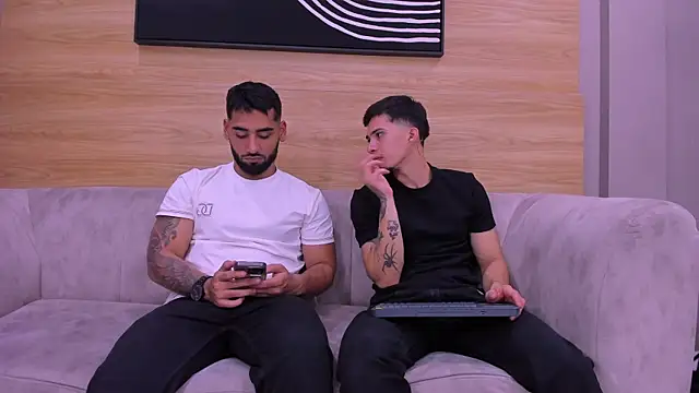 mike friends online show from May 19, 2026, 4:41 am